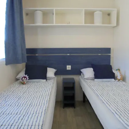 Mobilna Kucica Luka * Sveti Filip i Jakov